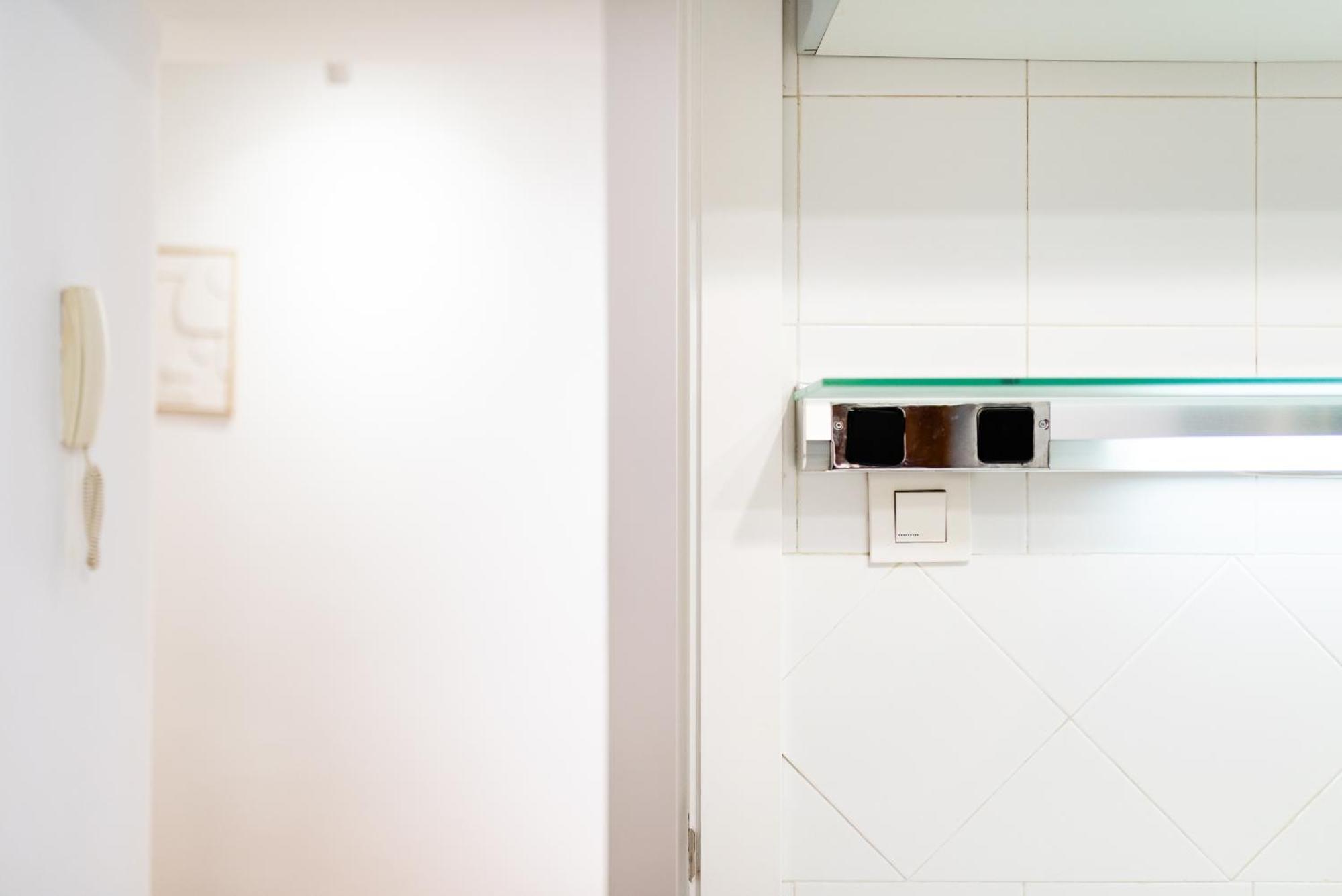 Moderno Apartamento En Granada Centro מראה חיצוני תמונה
