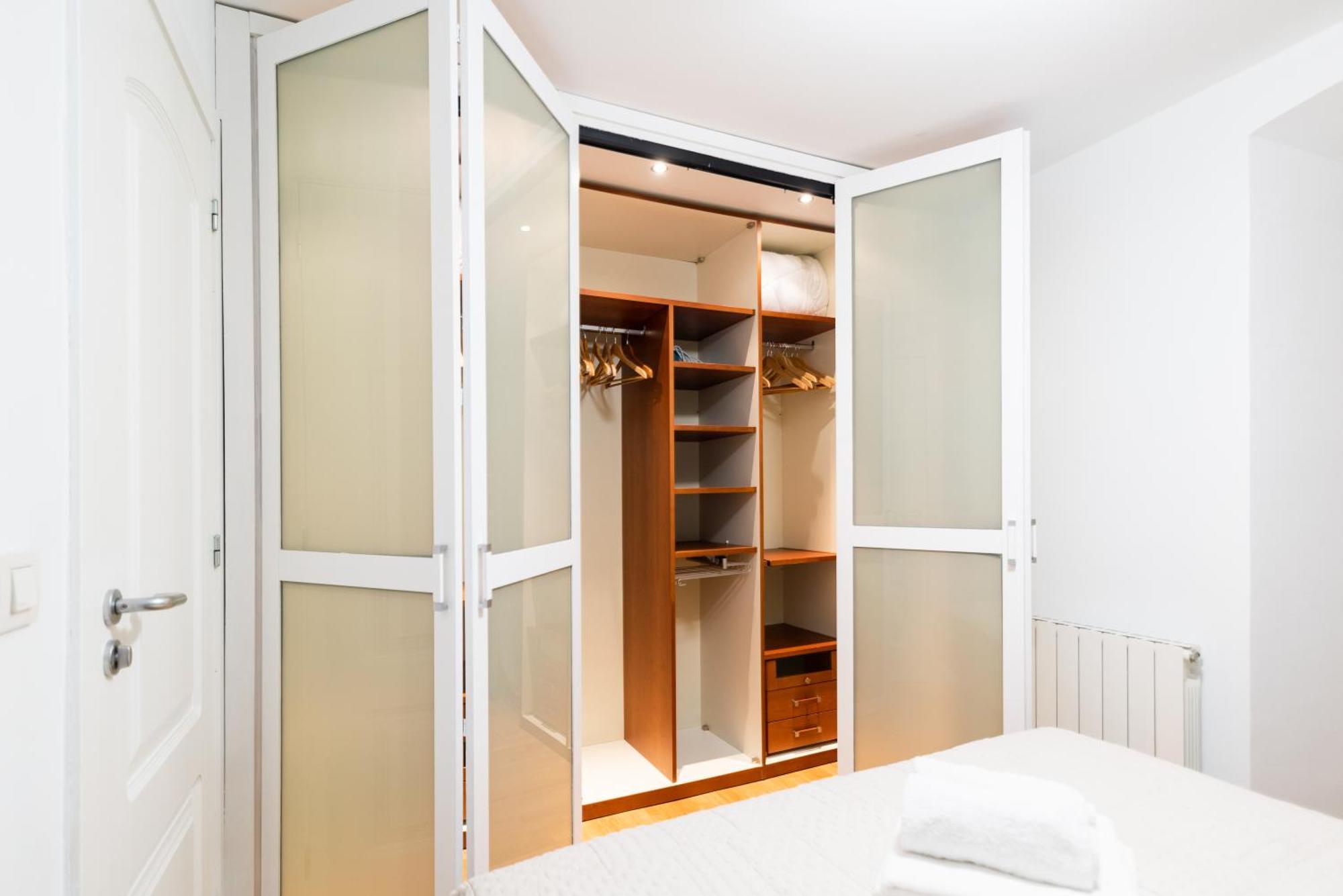 Moderno Apartamento En Granada Centro מראה חיצוני תמונה