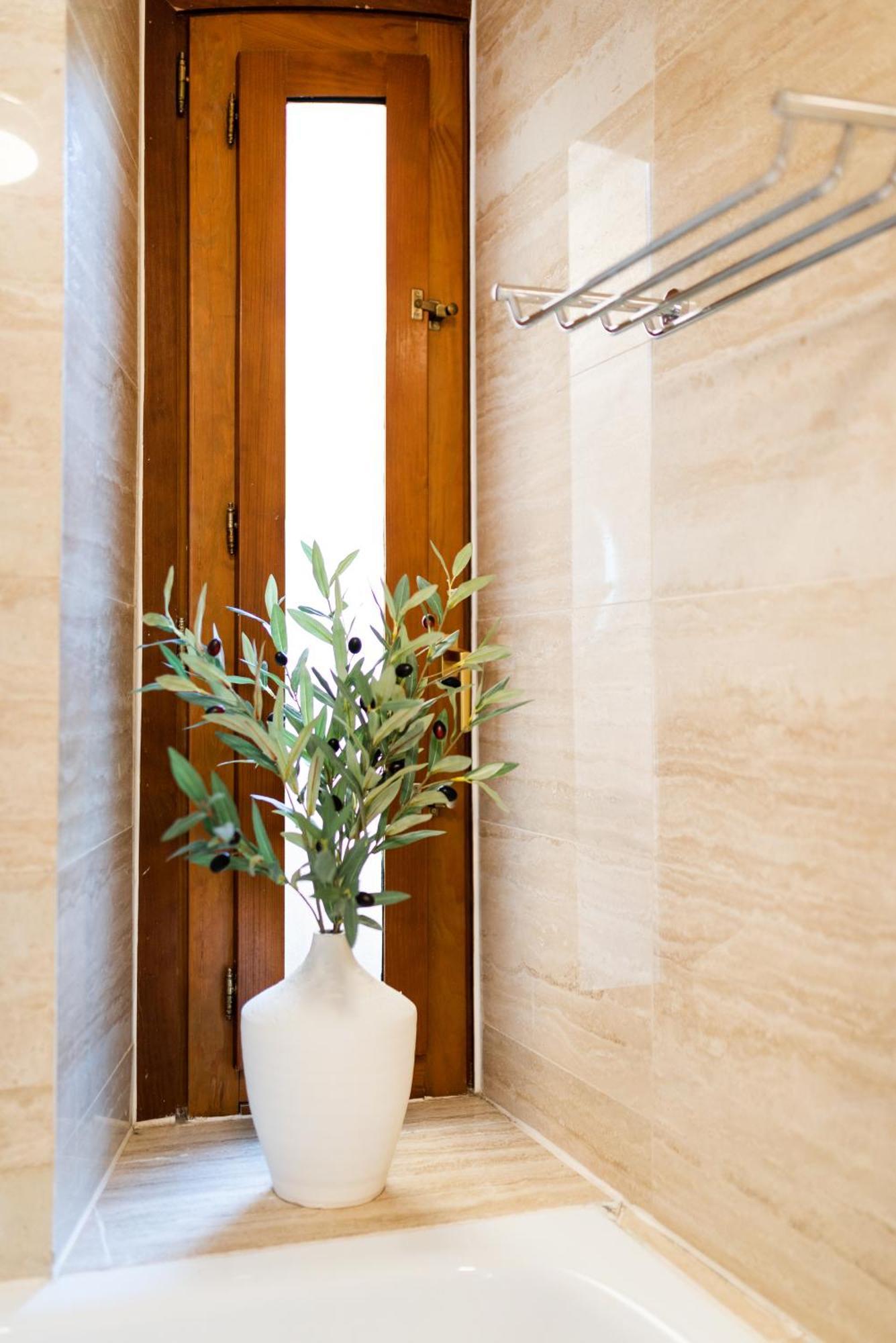 Moderno Apartamento En Granada Centro מראה חיצוני תמונה