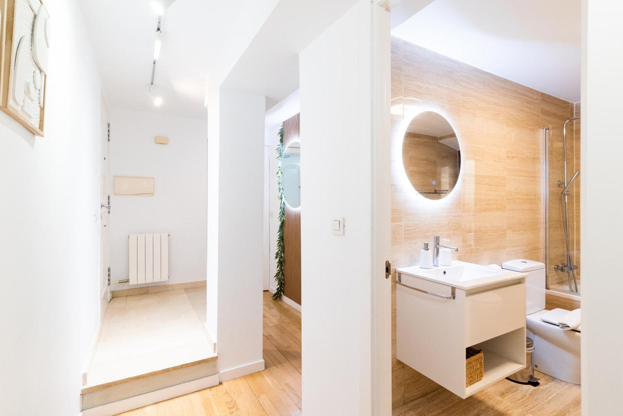 Moderno Apartamento En Granada Centro מראה חיצוני תמונה