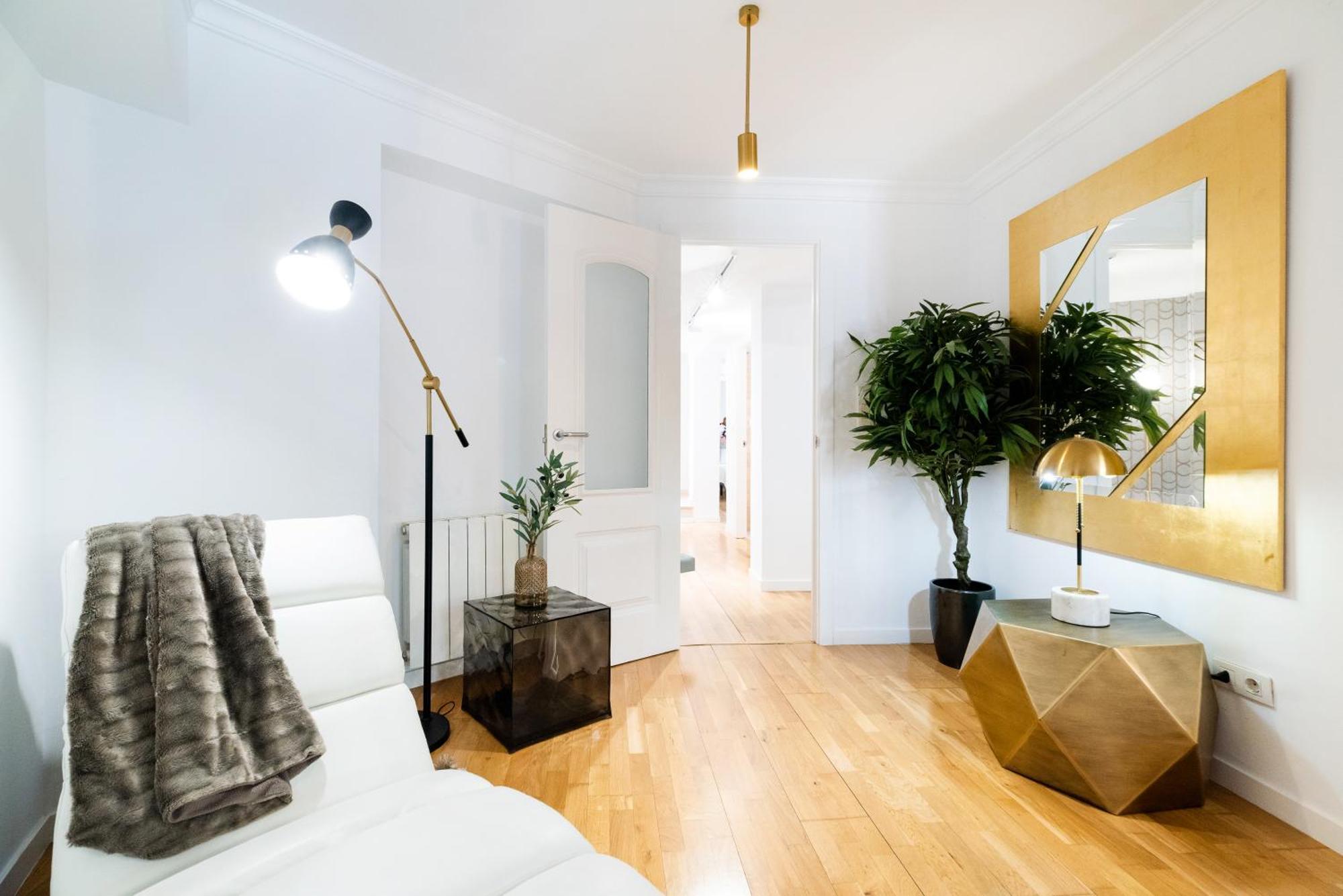 Moderno Apartamento En Granada Centro מראה חיצוני תמונה